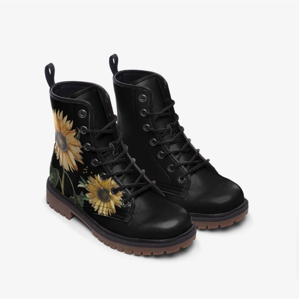 Harlow & Lloyd Vintage Sunflowers Black Lace-Up Boots NIB Men's 10.5 Women's 12